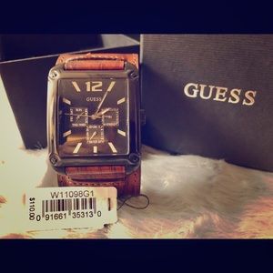 [ Guess ] Watch with Leather Band